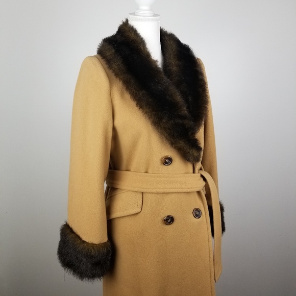 Vintage Luxe Faux Fur Long Coat Made in USA - Picture 4 of 10